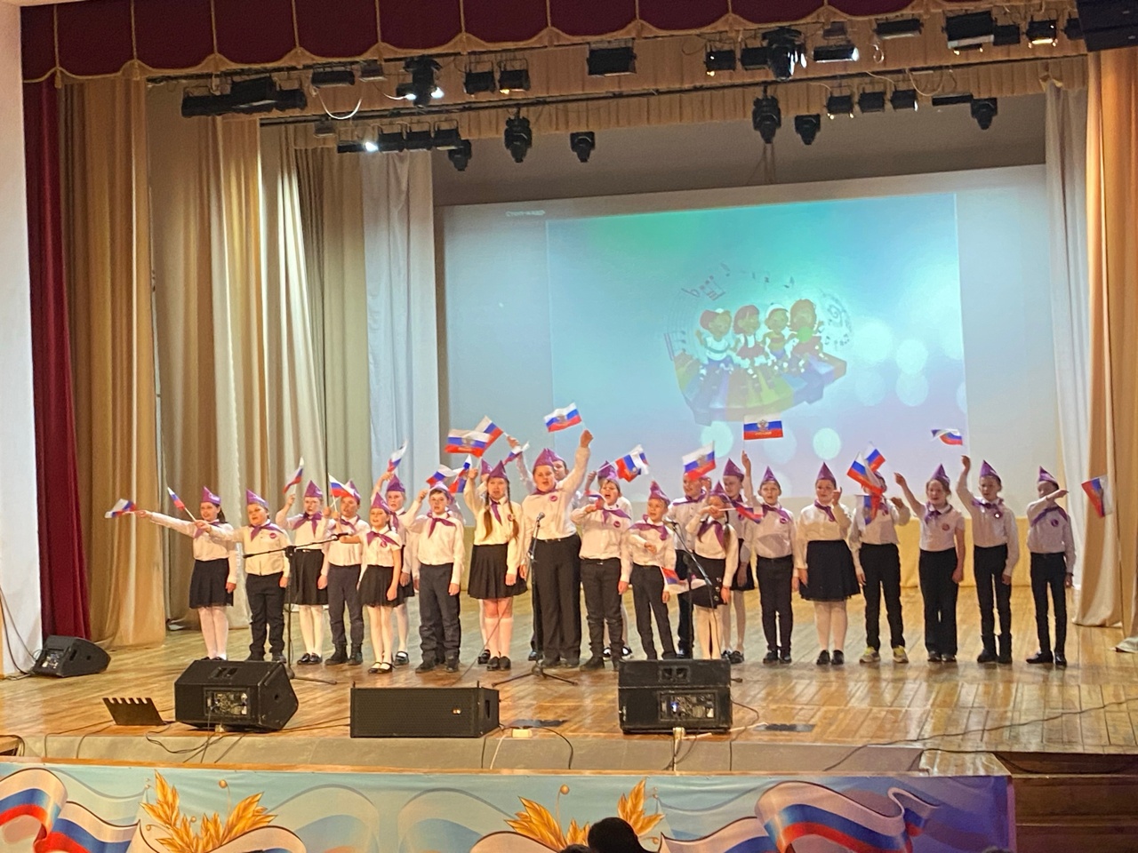 Школьный музыкальный фестиваль среди 1-4 классов «Битва хоров – 2024»!.